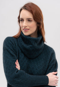 Possum and Merino  0595 Chloe Snood - The Chloe's gorgeous knit structure will add a touch of class to your outfit. Combine it with the Chloe V Sweater for a cosy roll-neck effect.   One size only