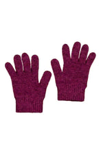 Load image into Gallery viewer, Possum and Merino
679 Plain Glove - Keep those hands warm with these versatile gloves that are just for anyone, at any age, anytime. These classic gloves are the perfection of knitwear. Possum Merino and Pure Mulberry Silk provide gentle comfort, yet these gloves remain durable and strong.
New Zealand Designed and manufactured
Natural and Sustainable
35% Possum Fur, 55% Merino Wool, 10% Pure Mulberry Silk.