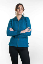 Load image into Gallery viewer, Possum and Merino  KO476 Two-Tone Trim Jacket - This stylish and versatile jacket features a two tone trim on the collar and cuffs.  Side seam shaping and coverseam detailing creates a streamlined look.   Made proudly in New Zealand from a premium blend of 40% possum fur, 50% merino lambswool & 10% mulberry silk.