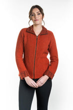 Load image into Gallery viewer, Possum and Merino  KO476 Two-Tone Trim Jacket - This stylish and versatile jacket features a two tone trim on the collar and cuffs.  Side seam shaping and coverseam detailing creates a streamlined look.   Made proudly in New Zealand from a premium blend of 40% possum fur, 50% merino lambswool & 10% mulberry silk.