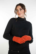 Load image into Gallery viewer, Possum and Merino  KO48 Plain Gloves - Plain gloves with a Koru metal badge.  Makes a set with KO159 Plain Beanie and KO114 Scarf with Fringe.  Made proudly in New Zealand from a premium blend of 40% possum fur, 50% merino lambswool & 10% mulberry silk.
