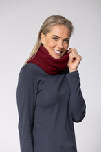 Load image into Gallery viewer, Possum and Merino  NW5053 Moss Neck Warmer - A one-piece neck warmer with moss stitch knit structure.  Composition - 40% Possum Fur, 53% Merino, 7% Silk