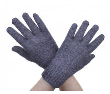 Load image into Gallery viewer, Possum and Merino
679 Plain Glove - Keep those hands warm with these versatile gloves that are just for anyone, at any age, anytime. These classic gloves are the perfection of knitwear. Possum Merino and Pure Mulberry Silk provide gentle comfort, yet these gloves remain durable and strong.
New Zealand Designed and manufactured
Natural and Sustainable
35% Possum Fur, 55% Merino Wool, 10% Pure Mulberry Silk.