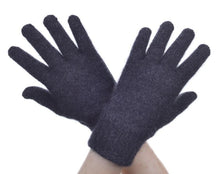 Load image into Gallery viewer, Possum and Merino
679 Plain Glove - Keep those hands warm with these versatile gloves that are just for anyone, at any age, anytime. These classic gloves are the perfection of knitwear. Possum Merino and Pure Mulberry Silk provide gentle comfort, yet these gloves remain durable and strong.
New Zealand Designed and manufactured
Natural and Sustainable
35% Possum Fur, 55% Merino Wool, 10% Pure Mulberry Silk.