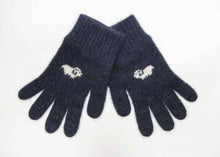 Load image into Gallery viewer, Possum and Merino  KO58 Sheep Gloves - Make a set with KO168 Sheep Beanie and KO108 Sheep Scarf.  Made proudly in New Zealand from a premium blend of 40% possum fur, 50% merino lambswool & 10% mulberry silk.