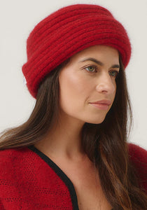 Possum and Merino

008009 Merinomink Felted Hat - A signature piece in the Merinomink collection, the Felted Hat fits perfectly. Offering a more dressed up look, it is an excellent choice for your winter escapes. A classic fit.

Made in New Zealand from an exclusive Merinomink blend of 50% ZQ Merino, 40% Brushtail possum and 10% Mulberry silk.