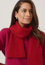 Load image into Gallery viewer, Possum and Merino

0578 Ribbed Scarf - The classic rib scarf never goes out of style. Styled with coats and jackets it will elevate your outfit and keep you cosy.

Made in New Zealand from an exclusive Merinomink blend of 50% ZQ Merino, 40% Brushtail possum and 10% Mulberry silk.