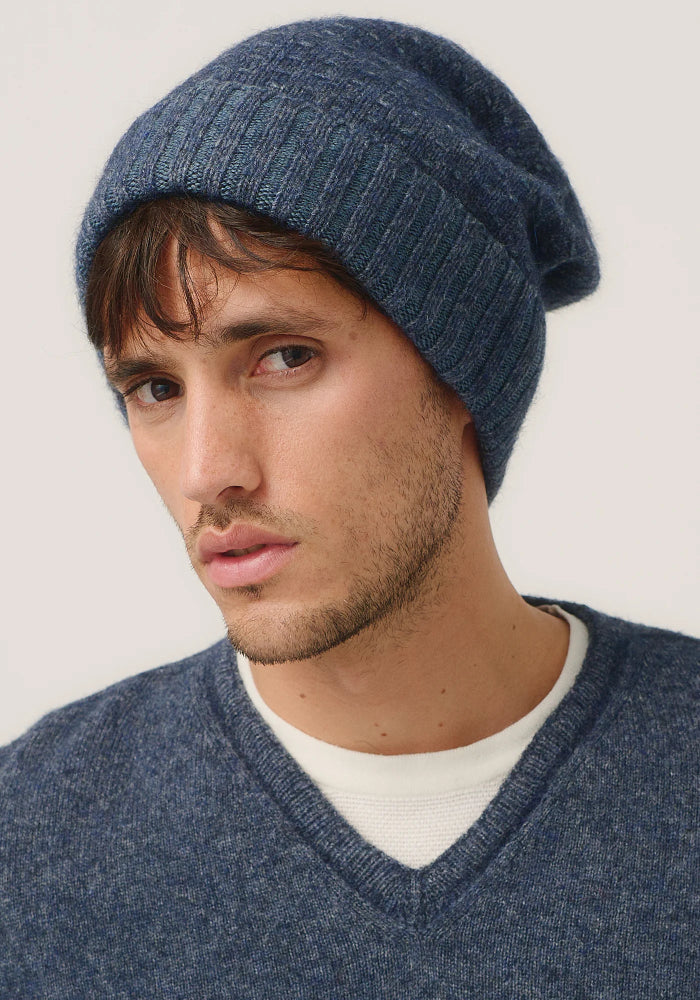 Possum and Merino

0606 Slouchy Beanie - You asked, so here it is. A beanie with a bit more slouch! This roomy hat can be worn super slouchy, or roll the band up for a more fitted look. Featuring our Merinomink branding. A relaxed fit.

Made in New Zealand from an exclusive Merinomink blend of 50% ZQ Merino, 40% Brushtail possum and 10% Mulberry silk.