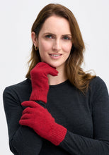 Load image into Gallery viewer, Possum and Merino

070709 Merinomink Gloves - Warm hands, warm heart! No one likes frozen fingers so keep them cosy in our Merinomink gloves.

Made in New Zealand from an exclusive Merinomink blend of 50% ZQ Merino, 40% Brushtail possum and 10% Mulberry silk.