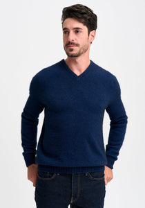 Possum and Merino

100148 Ali V Sweater - This simple v sweater will never go out of style. Wear it solo, with a polo, tee, or shirt and tie, to completely change up your look. A classic fit.

Made in New Zealand from an exclusive Merinomink blend of 50% ZQ Merino, 40% Brushtail possum and 10% Mulberry silk.