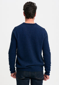 Possum and Merino

100148 Ali V Sweater - This simple v sweater will never go out of style. Wear it solo, with a polo, tee, or shirt and tie, to completely change up your look. A classic fit.

Made in New Zealand from an exclusive Merinomink blend of 50% ZQ Merino, 40% Brushtail possum and 10% Mulberry silk.