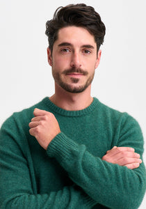 Possum and Merino

100150 Kiran Crew - The Kiran is that everyday crew you'll reach for regularly. Style it with chinos, jeans or dress it up with a more formal trouser. A super cosy sweater, that is light and comfortable. A classic fit.

Made in New Zealand from an exclusive Merinomink blend of 50% ZQ Merino, 40% Brushtail possum and 10% Mulberry silk.