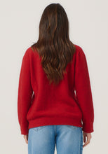 Load image into Gallery viewer, 100248 Jaya Jacket - This slim-fit jacket is an absolute winner and one you won't want your wardrobe to be without. Simple in silhouette it offers featherweight warmth and understated, timeless style. 

Made in New Zealand from an exclusive Merinomink blend of 50% ZQ Merino, 40% Brushtail possum and 10% Mulberry silk.