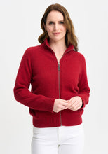 Load image into Gallery viewer, Possum and Merino

100300 Arianne Jacket - The Arianne is that everyday jacket you&#39;ll reach for all the time. Paired with jeans or chinos, it has a smart casual look and an interesting textural knit. Topped off with pockets and a stylish Merinomink zip pull, it&#39;s designed to keep you warm without weighing you down. Classic fit.&nbsp;

Made in New Zealand from an exclusive Merinomink blend of 50% ZQ Merino, 40% Brushtail possum and 10% Mulberry silk.