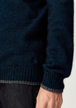 Load image into Gallery viewer, Possum and Merino

100492 Whittaker Half Zip – Defined by its contrast striped collar and signature Merinomink zip pull, this enduring favourite balances comfort and style with ease. The classic silhouette layers effortlessly and transitions seamlessly between casual and elevated dressing, making it a piece you'll return to season after season. A classic fit.

Made in New Zealand from an exclusive Merinomink blend of 50% ZQ Merino, 40% Brushtail possum and 10% Mulberry silk.