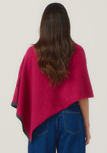 Load image into Gallery viewer, Possum and Merino

1623 Two Tone Poncho - A fan favourite, the Two Tone Poncho is a winner. With a relaxed fit and contrast coloured tipping it&#39;s cut for comfort and style. With a rainbow of colour options on offer, this is one you&#39;ll want in each colour! Classic fit.&nbsp;

Made in New Zealand from an exclusive Merinomink blend of 50% ZQ Merino, 40% Brushtail possum and 10% Mulberry silk.