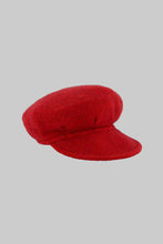 Load image into Gallery viewer, Possum and Merino
6030 Soft Peak Hat - McDonald New Zealand, have mastered the technique of blending together our iconic flora and fauna with contemporary fashion. This Soft Peak Hat truly demonstrates this as you step out in style while living the experience of the true warmth and luxury of the Possum Merino and Mulberry Silk mix.
35% Possum Fur, 55% Merino Wool, 10% Pure Mulberry Silk.