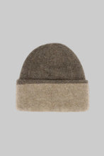 Load image into Gallery viewer, Possum and Merino
6102 Two Toned Beanie (Reversible) - Choose which colours to wear from McDonald's reversible beanie. Made from McDonald’s Possum Merino blended with Mulberry Silk, this beanie is an essential. Feel the luxury with this versatile item.
One size fits all.
35% Possum Fur, 55% Merino Wool, 10% Pure Mulberry Silk.