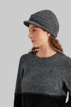 Load image into Gallery viewer, Possum and Merino
623 Cap with Peak is a versatile cap that can be worn anywhere, at anytime and with anything - an absolute essential.  Made from Possum Merino and blended with the Luxurious Mulberry Silk, McDonald’s Cap with Peak is a must have.  With a wide range of colours to choose from, you’ll be lost without one of these!
35% Possum Fur, 55% Merino Wool, 10% Pure Mulberry Silk
