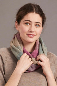 658 Ombre Snood - Undoubtedly a star in this season's range, this incredibly versatile snood made with the finest Possum Merino and Mulberry Silk blend in New Zealand.  