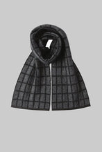 Load image into Gallery viewer, Possum and Merino
673 Check Scarf with Lambskin Trim - Checkered pattern never gets old and so is this Possum Merino check scarf with genuine lambskin leather trim. Accessorize yourself with this contemporary scarf and a matching 6081 Cheesecutter or choose it as the perfect luxury giveaway for someone special.
One size only
35% Possum Fur, 55% Merino Wool, 10% Pure Mulberry Silk.