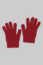 Load image into Gallery viewer, Possum and Merino.
6020 Cable Beret (and Beanie) - Experience the luxury and warmth with this Possum Merino beret blended with Mulberry Silk that has been specially crafted for you. Enliven your outfit with this McDonald hat along with matching 622 Cable Glovelet and 669 Cable Scarf to step out in style.
35% Possum Fur, 55% Merino Wool, 10% Pure Mulberry Silk