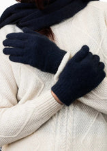 Load image into Gallery viewer, Possum and Merino  KO48 Plain Gloves - Plain gloves with a Koru metal badge.  Makes a set with KO159 Plain Beanie and KO114 Scarf with Fringe.  Made proudly in New Zealand from a premium blend of 40% possum fur, 50% merino lambswool &amp; 10% mulberry silk. 