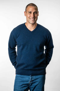 Possum and Merino  KO841 V Neck Jumper - Our basic V neck jumper which is easy to dress up or down.  A simple yet smart style..  3XL incurs extra cost.   Made proudly in New Zealand from a premium blend of 40% possum fur, 50% merino lambswool & 10% mulberry silk.