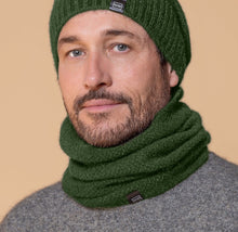 Load image into Gallery viewer, Possum and Merino  NW5053 Moss Neck Warmer - A one-piece neck warmer with moss stitch knit structure.  Composition - 40% Possum Fur, 53% Merino, 7% Silk