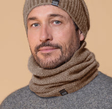 Load image into Gallery viewer, Possum and Merino  NW5053 Moss Neck Warmer - A one-piece neck warmer with moss stitch knit structure.  Composition - 40% Possum Fur, 53% Merino, 7% Silk