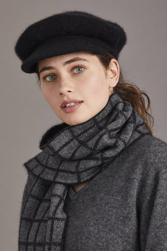 6030 Soft Peak Hat - Here at McDonald New Zealand, we have mastered the technique of blending together our iconic flora and fauna with contemporary fashion. This Soft Peak Hat truly demonstrates this as you step out in style while living the experience of the true warmth and luxury of the Possum Merino and Mulberry Silk mix. 