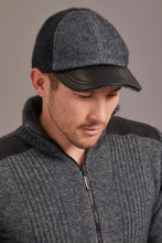Load image into Gallery viewer, 6071 Contrast Leather Peak Cap - Perfect piece for all ages, this Possum Merino cap is a timeless piece created with an artistic accent - keep the cold and the winter sun out. Step outdoors and make a statement. Intrinsically created from quality Possum Merino blended with luxurious Mulberry Silk and finished with a fine, genuine Lambskin Peak, you are sure to receive a quality warmth.