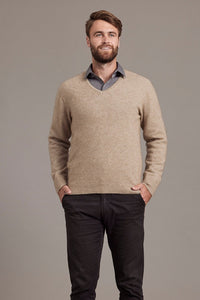 Possum and Merino  6601 Rack Stitch V-Neck Jersey - Whether you’re out for the night or in the wild, this timeless V-neck jersey will get you through the elements in style. Nature’s finest natural fibres are brought together with quality workmanship for comfort and warmth. A V-neckline combines with feature rack-stitch waistband and cuffs to keep things effortlessly casual. 