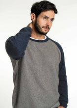 Load image into Gallery viewer, Possum and Merino   KO865 Two Tone Raglan Jumper - A classic raglan sleeve jumper featuring a crew neck and contrasting sleeves and trims  Made proudly in New Zealand from a premium blend of 40% possum fur, 50% merino lambswool and 10% mulberry silk 
