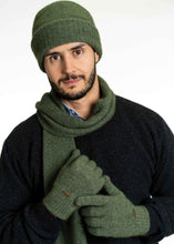 Load image into Gallery viewer, Possum and Merino  KO48 Plain Gloves - Plain gloves with a Koru metal badge.  Makes a set with KO159 Plain Beanie and KO114 Scarf with Fringe.  Made proudly in New Zealand from a premium blend of 40% possum fur, 50% merino lambswool &amp; 10% mulberry silk. 