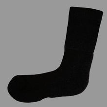 Load image into Gallery viewer, Possum and Merino
NW5031 Trekka Sock - A&nbsp;hard wearing sock, the Trekka Sock, with plush zones in heal and toe for added comfort and wear. This helps protect against blisters and the antimicrobial properties of merino wool and possum fur makes these socks naturally odour resistant.
Composition - 26% Possum Fur, 36% Merino, 5% Silk, 33% Synthetic