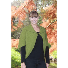 Load image into Gallery viewer, 9996 Weka Cape - Shorter hip length cape with button fastening.